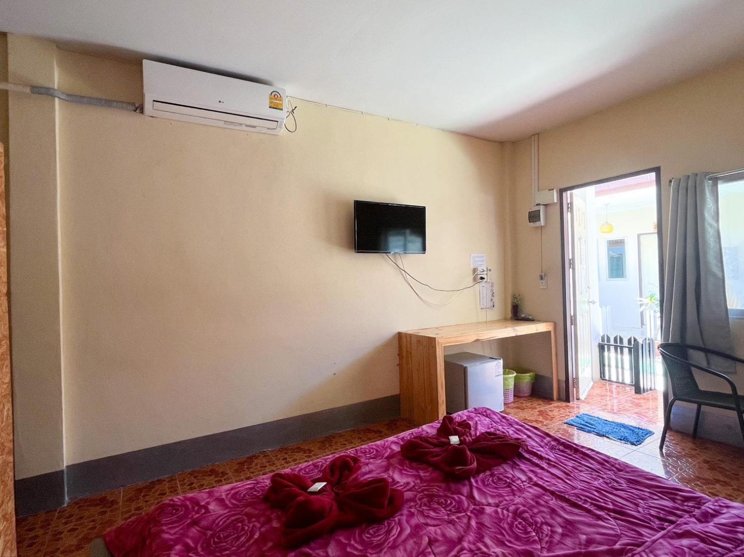 Aiem Sa Ard At Kohlarn Hotell Exteriör bild